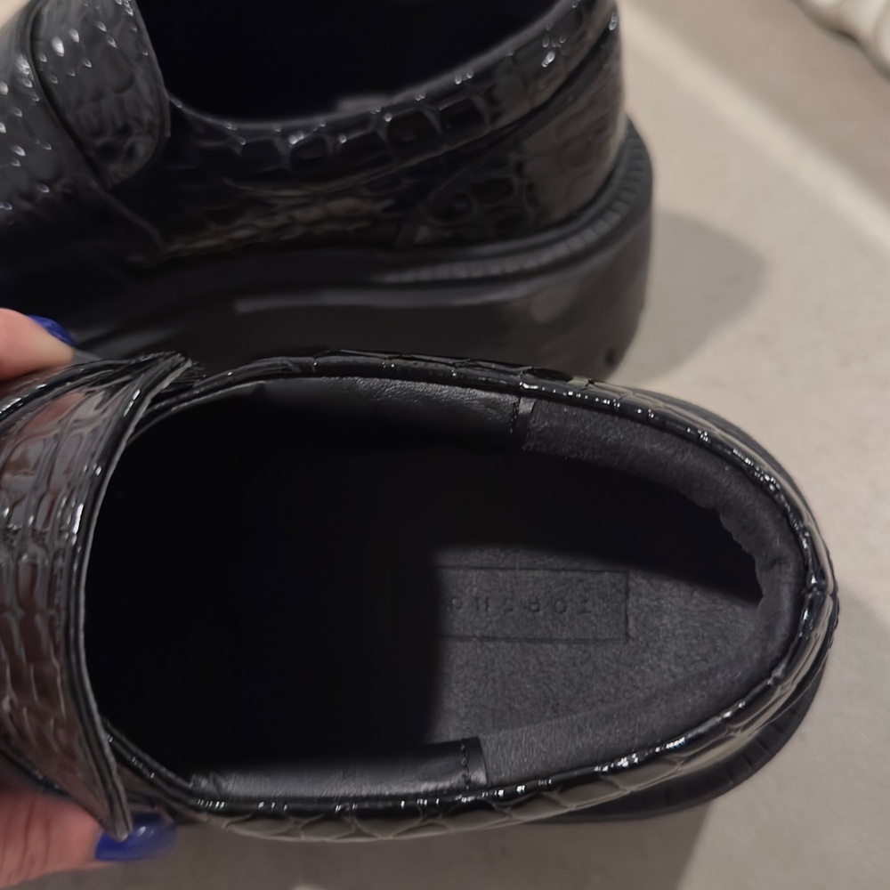 Topshop Lottie chunky loafers in black croc - Picture 11 of 12